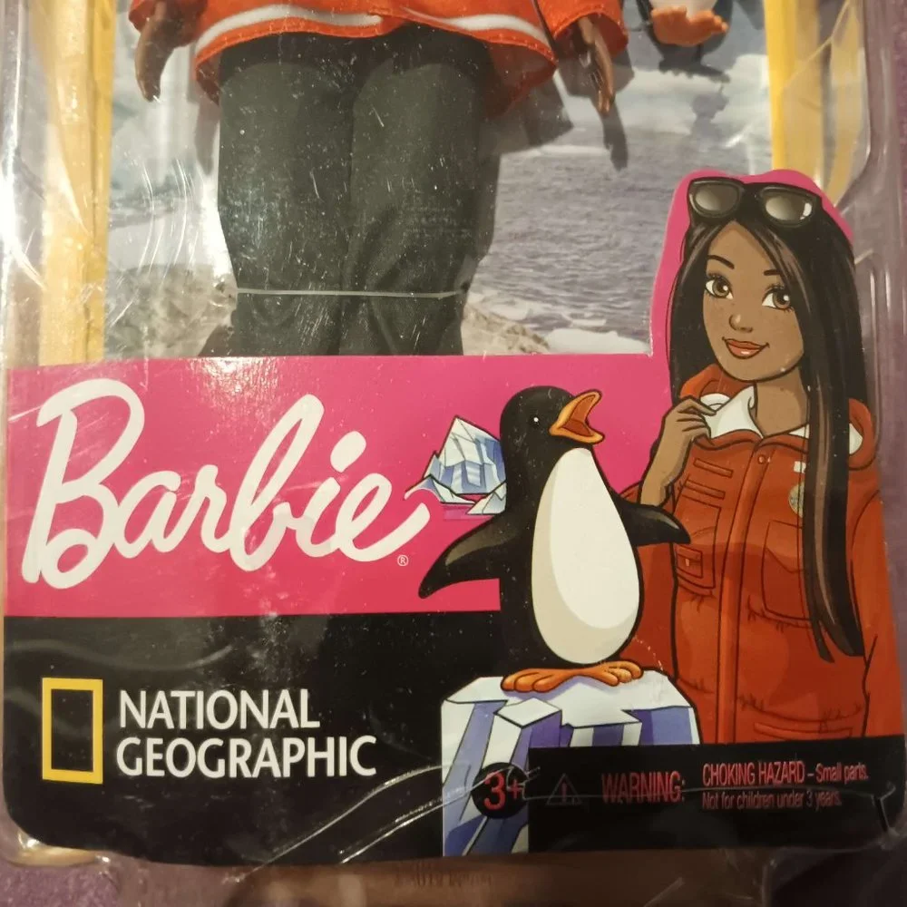 Barbie doll - Picture 2 of 11